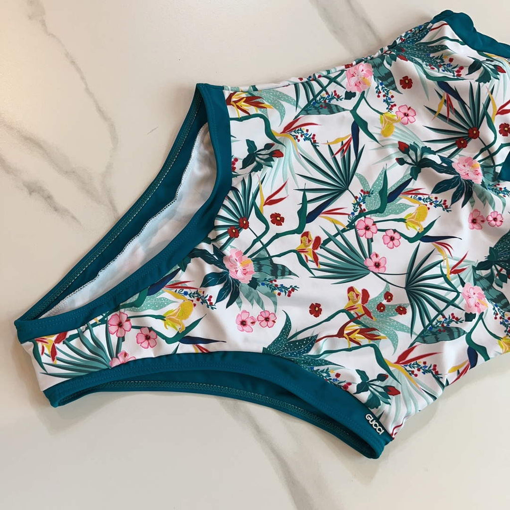 Gucci 688999 Fashion Bikini Swimsuit G65947