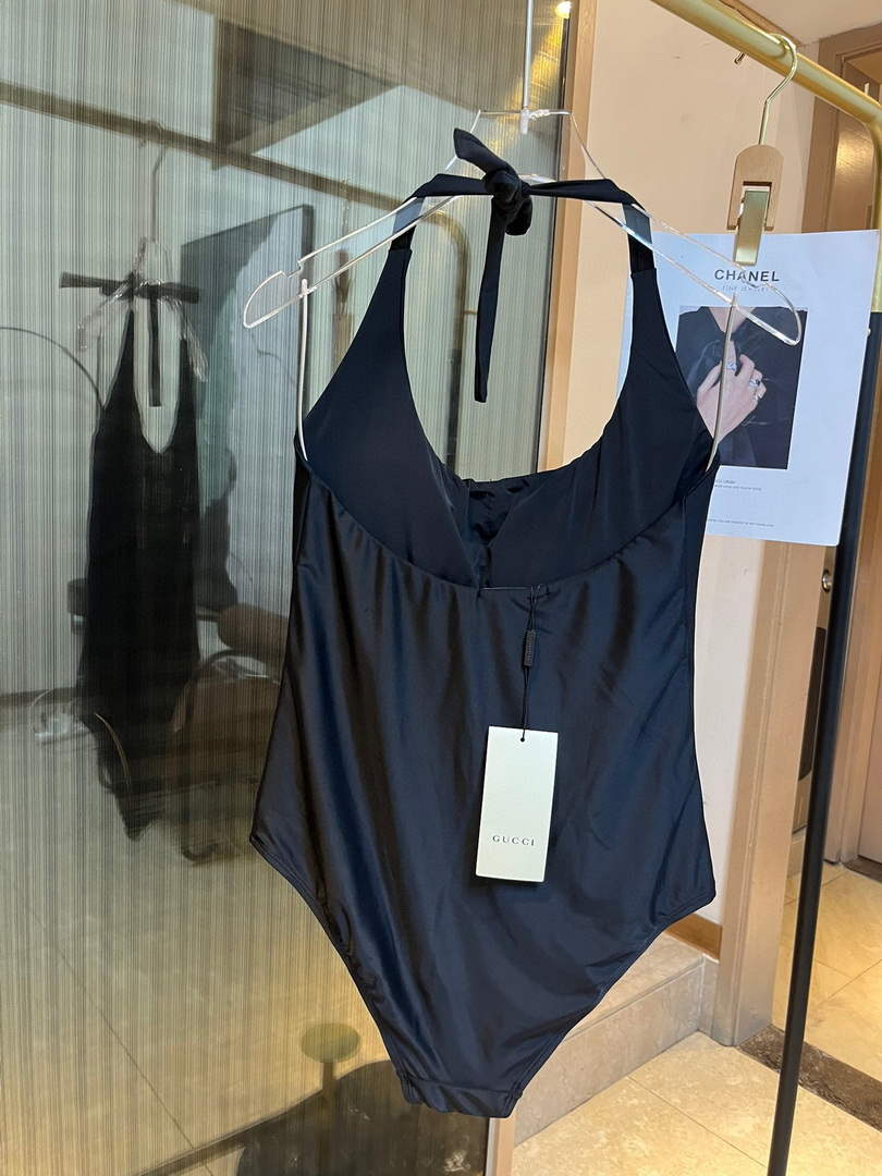 Gucci 688999 Fashion Bikini Swimsuit G65949