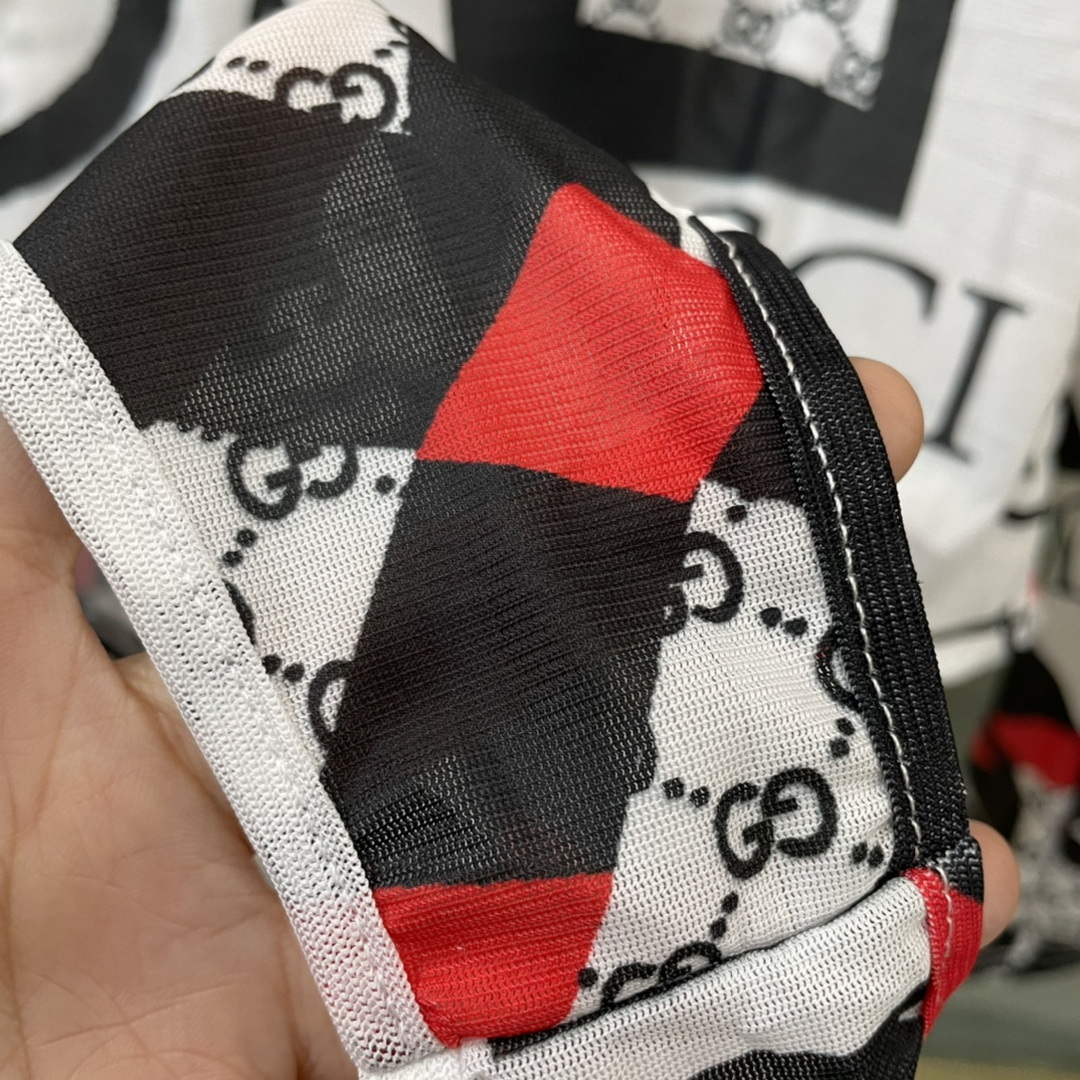 Gucci 688999 Fashion Bikini Swimsuit G65955