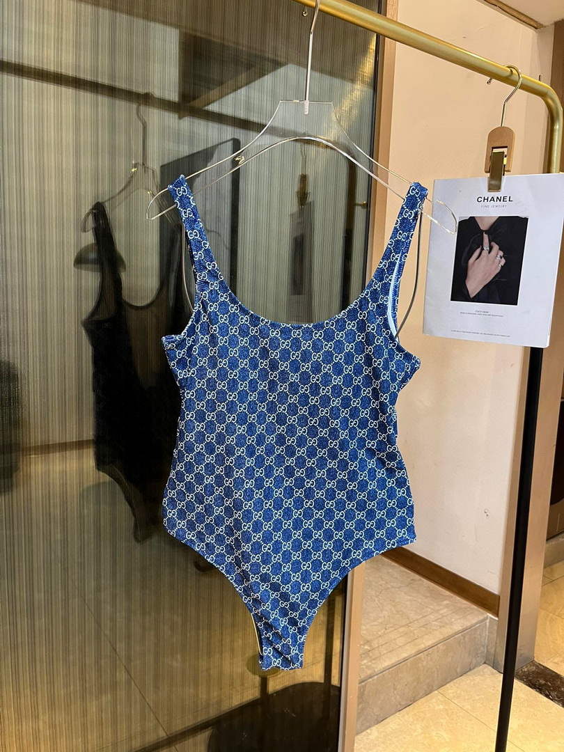 Gucci 688999 Fashion Bikini Swimsuit G65957 - S - View 1