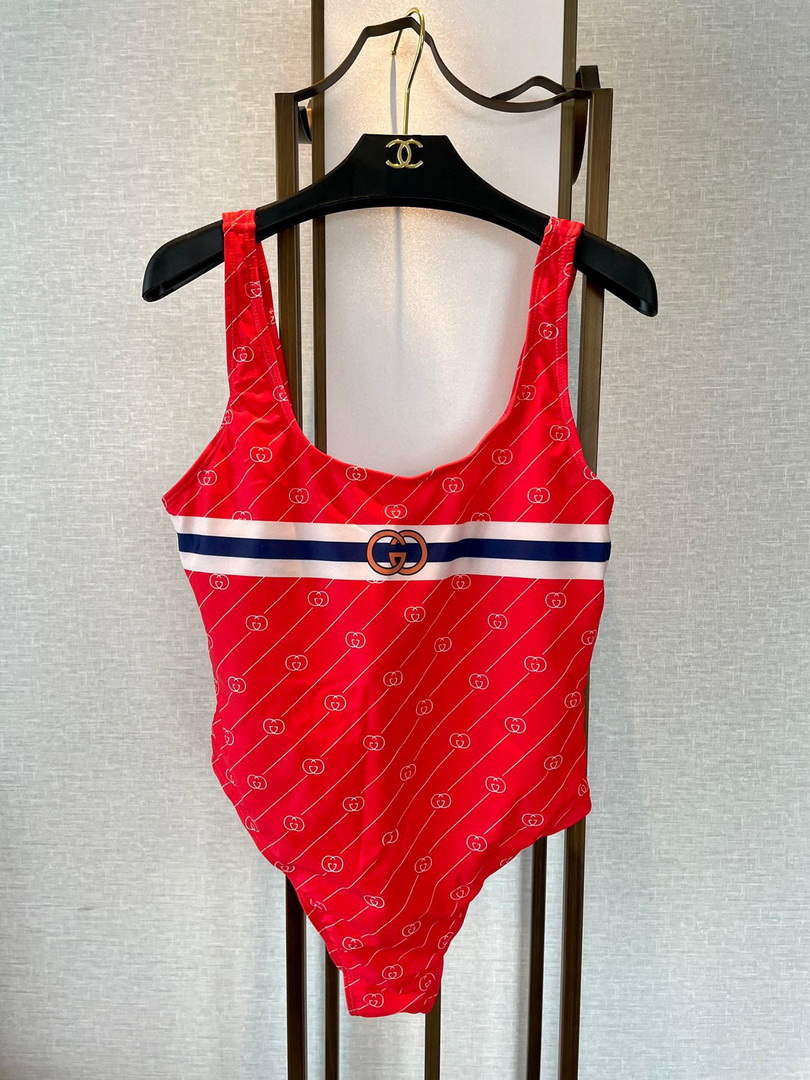 Gucci 688999 Fashion Bikini Swimsuit G65958