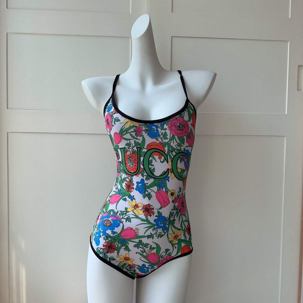 Gucci 688999 Fashion Bikini Swimsuit G65959