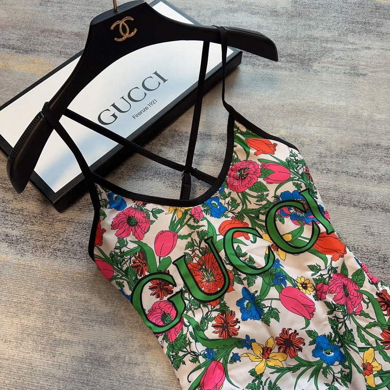 Gucci 688999 Fashion Bikini Swimsuit G65959