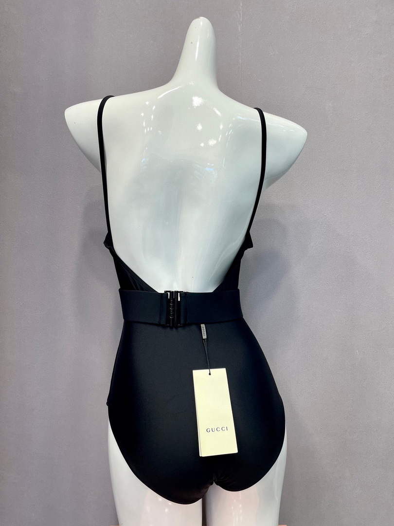 Gucci 688999 Fashion Bikini Swimsuit G65961