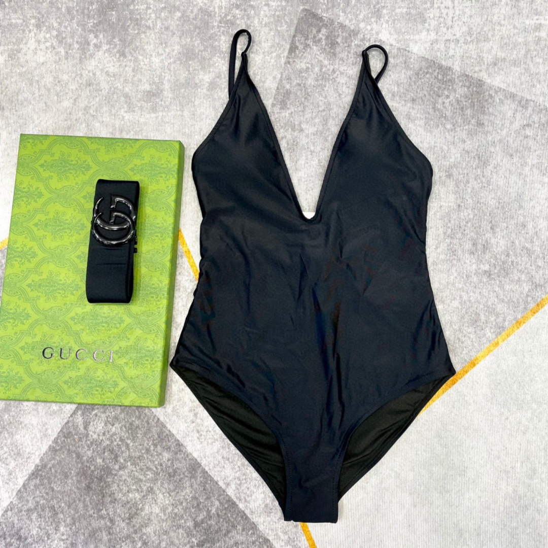 Gucci 688999 Fashion Bikini Swimsuit G65961