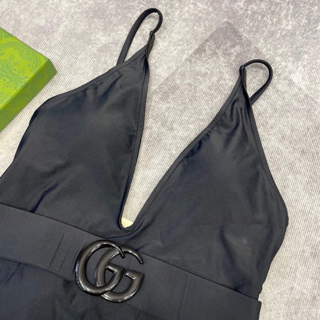 Gucci 688999 Fashion Bikini Swimsuit G65961