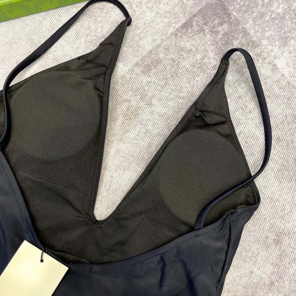 Gucci 688999 Fashion Bikini Swimsuit G65961