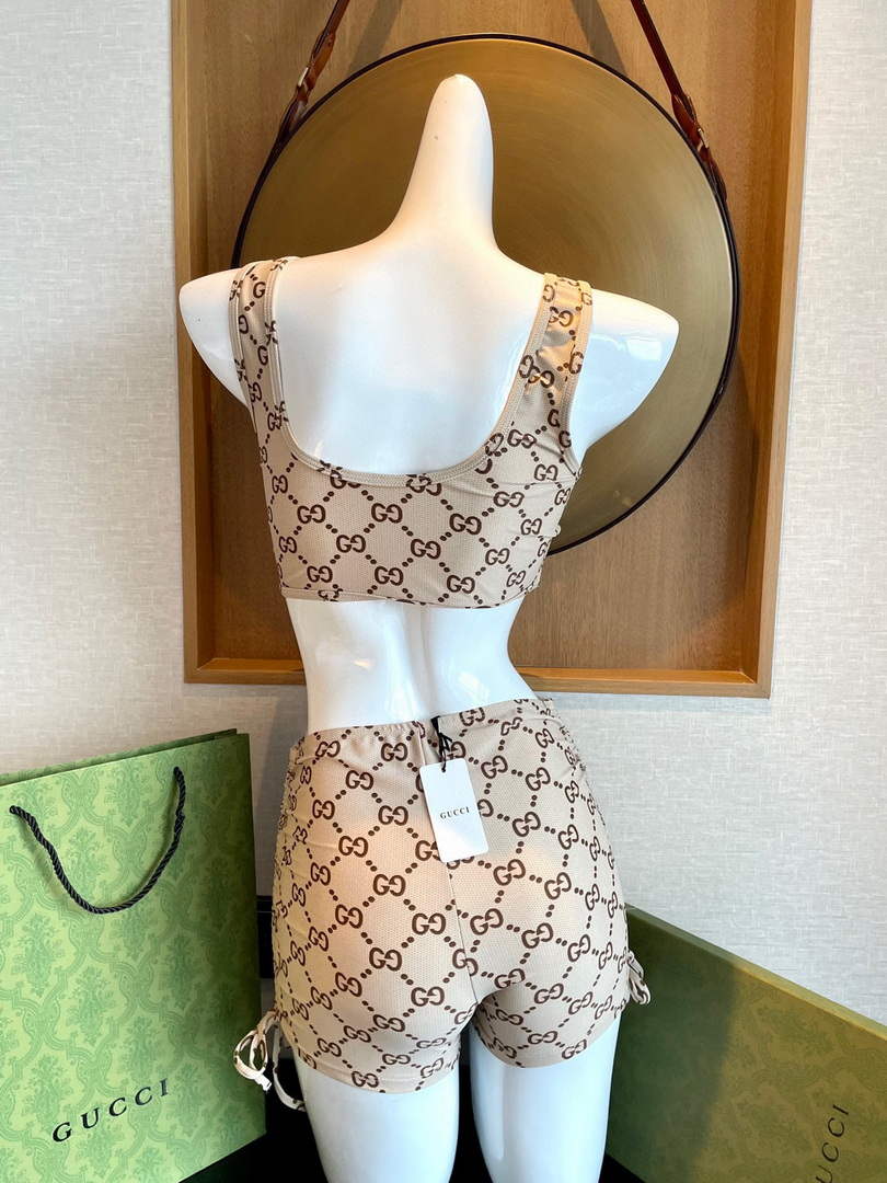 Gucci 688999 Fashion Bikini Swimsuit G65962