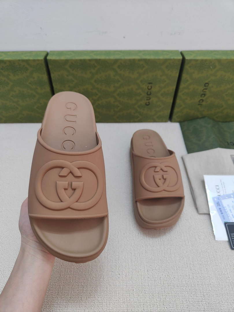 Gucci 692845 Women's Slide With Interlocking G G38257 - US 4=Euro 35 - View 7