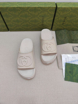 Gucci 692845 Women's Slide With Interlocking G G38259 - US 4=Euro 35 - View 3