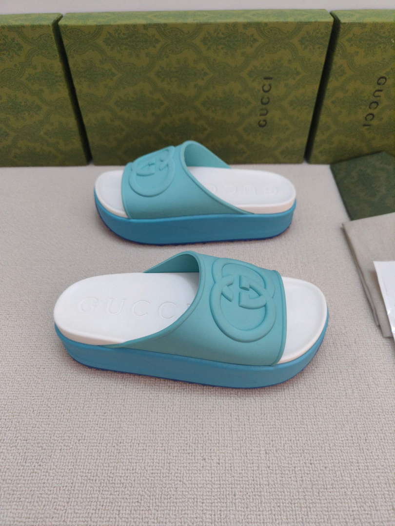 Gucci 692845 Women's Slide With Interlocking G G38264 - US 4=Euro 35 - View 5