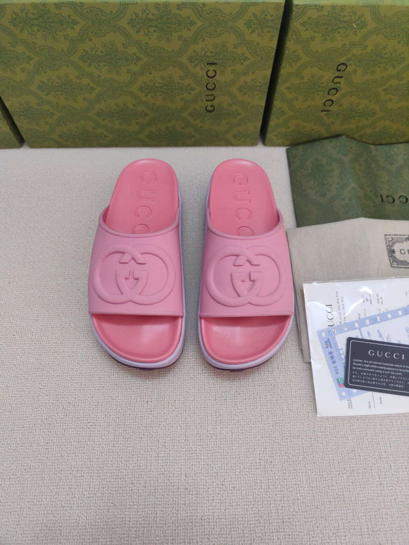 Gucci 692845 Women's Slide With Interlocking G G38265