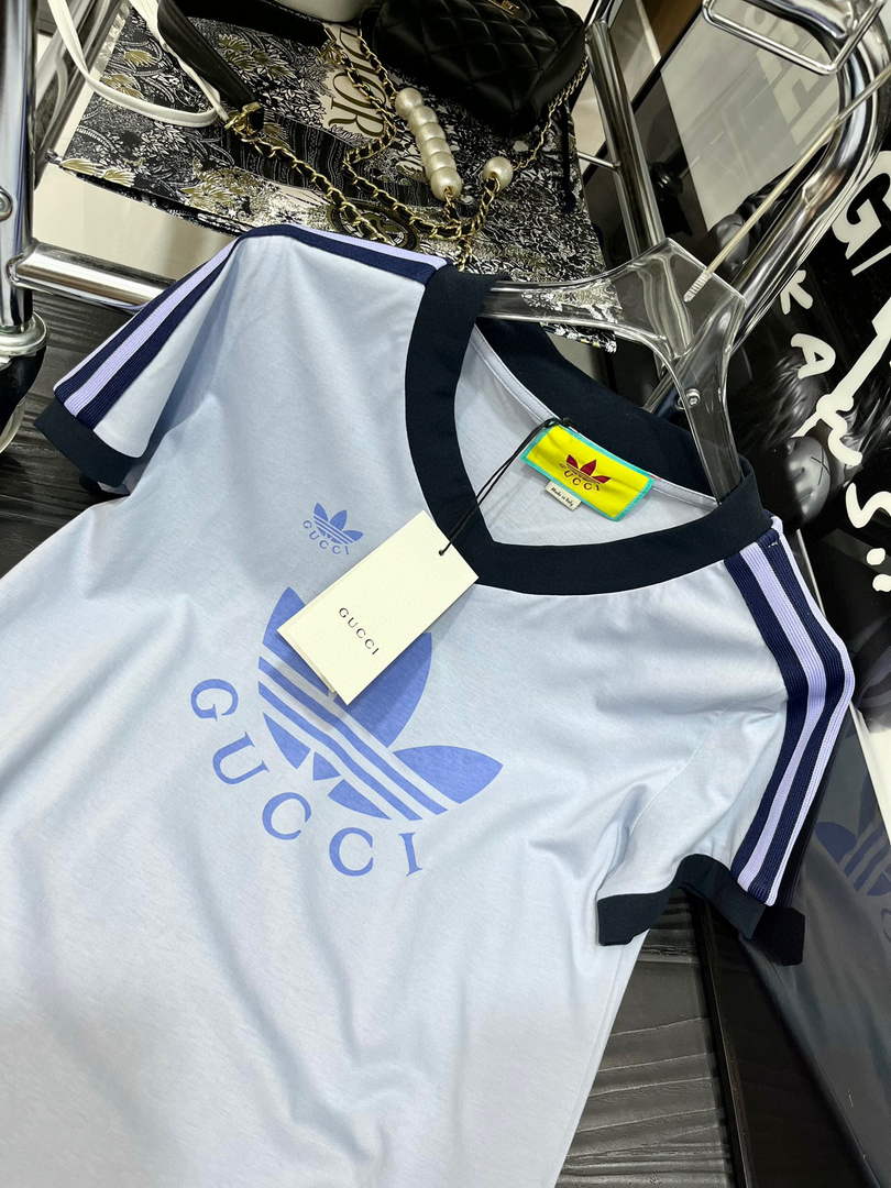 Gucci 693640 adidas x Gucci cropped T-shirt for women white