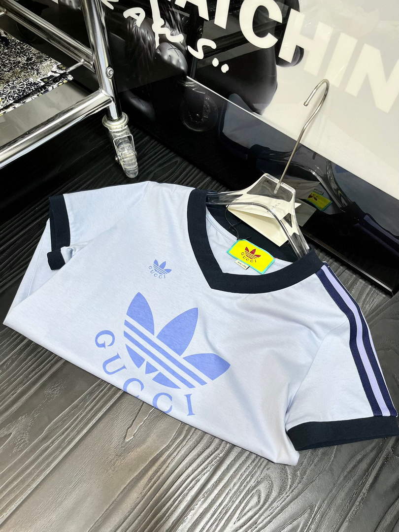 Gucci 693640 adidas x Gucci cropped T-shirt for women white