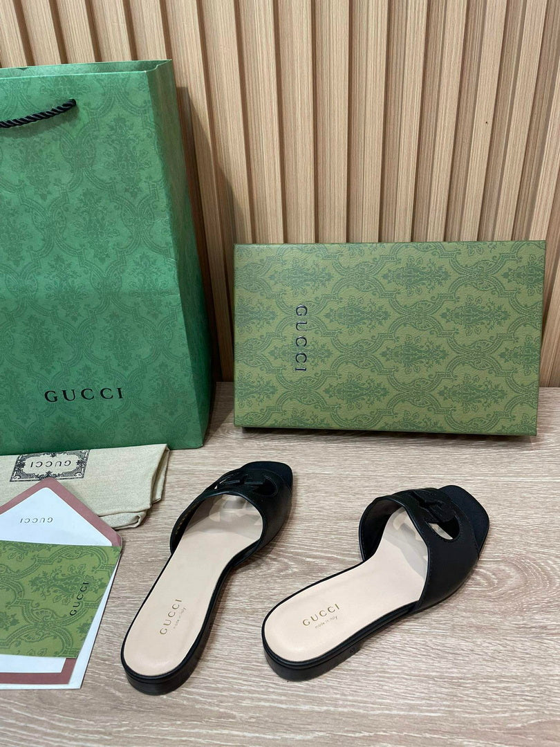 Gucci 694451 Women's Interlocking G cut-out slide sandal G66755