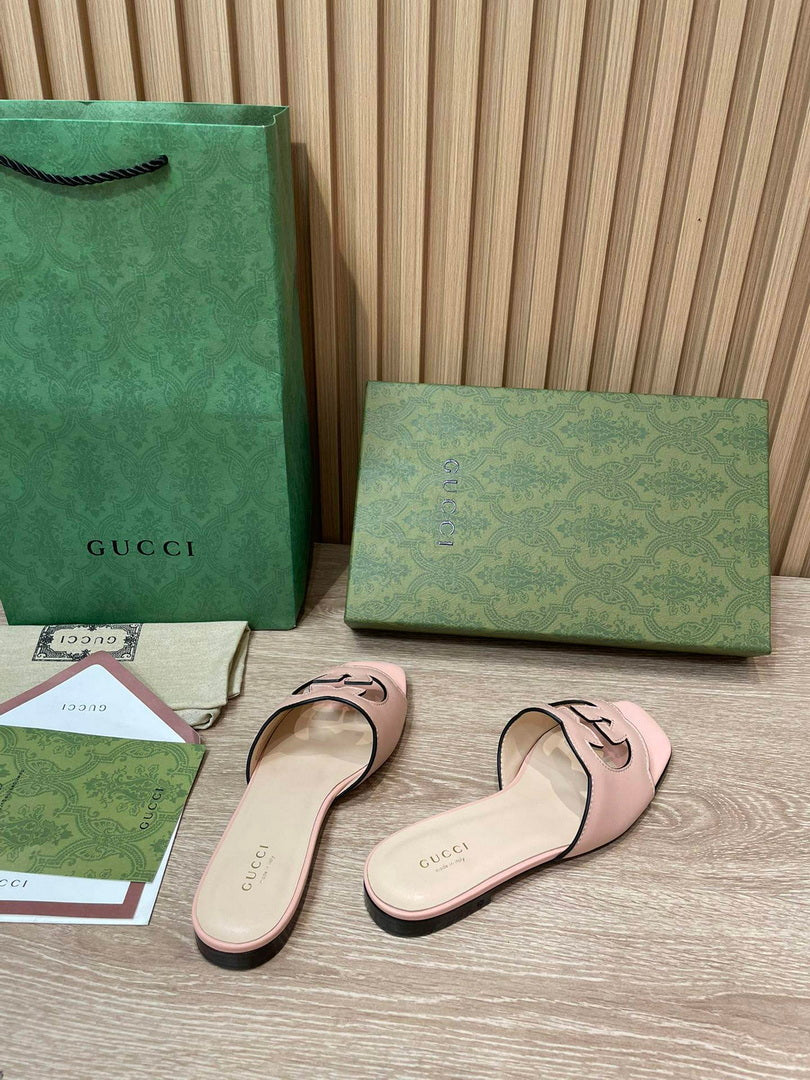 Gucci 694451 Women's Interlocking G cut-out slide sandal G66757