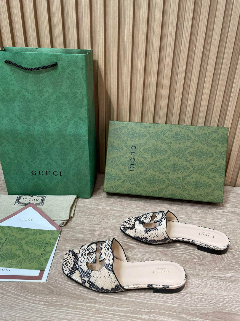 Gucci 694451 Women's Interlocking G cut-out slide sandal G66762 - 34 - View 5