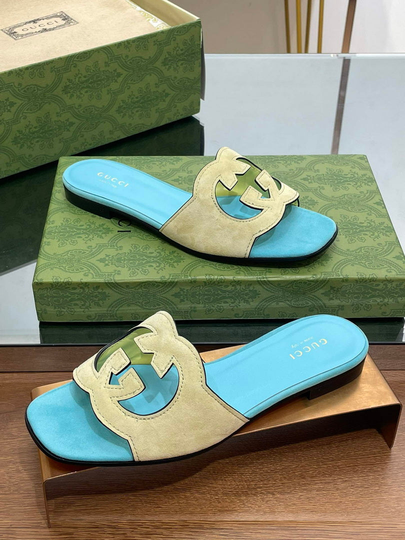 Gucci 694451 Women's Interlocking G cut-out slide sandal G66765