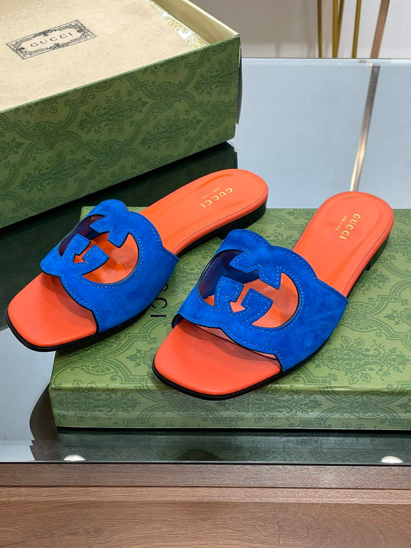Gucci 694451 Women's Interlocking G cut-out slide sandal G66766