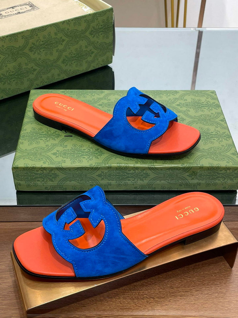 Gucci 694451 Women's Interlocking G cut-out slide sandal G66766
