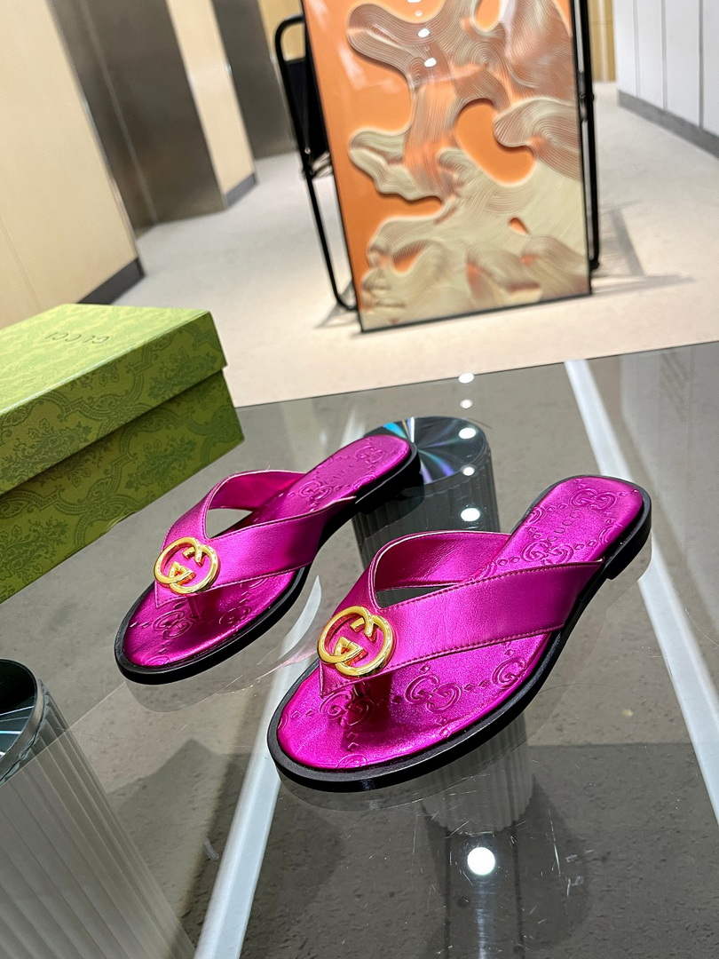 Gucci 695203 Men Women's Flip Flops Sandal G56249