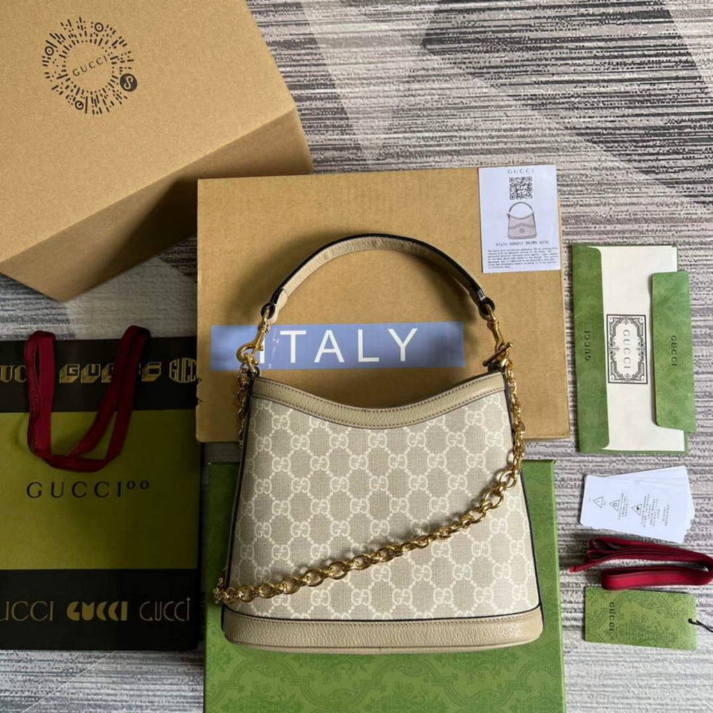 Gucci 696011 Large shoulder bag with Interlocking G Oatmeal