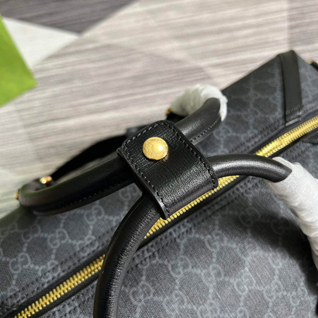 Gucci 696015 Large duffle bag with Interlocking G Black