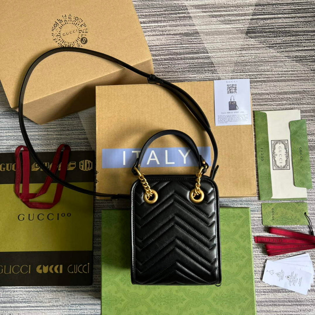 Gucci 696123 GG Marmont Matelass¨¦ Mini Bag Black