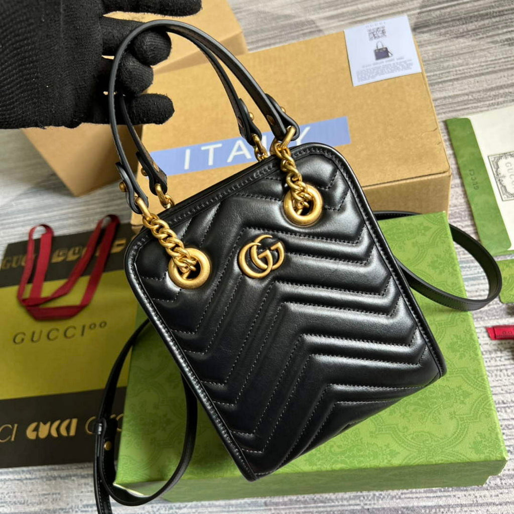Gucci 696123 GG Marmont Matelass¨¦ Mini Bag Black