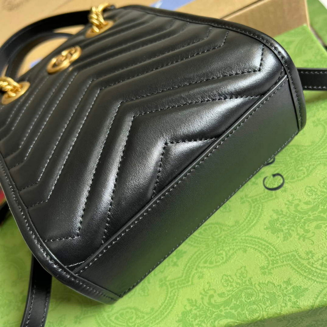 Gucci 696123 GG Marmont Matelass¨¦ Mini Bag Black