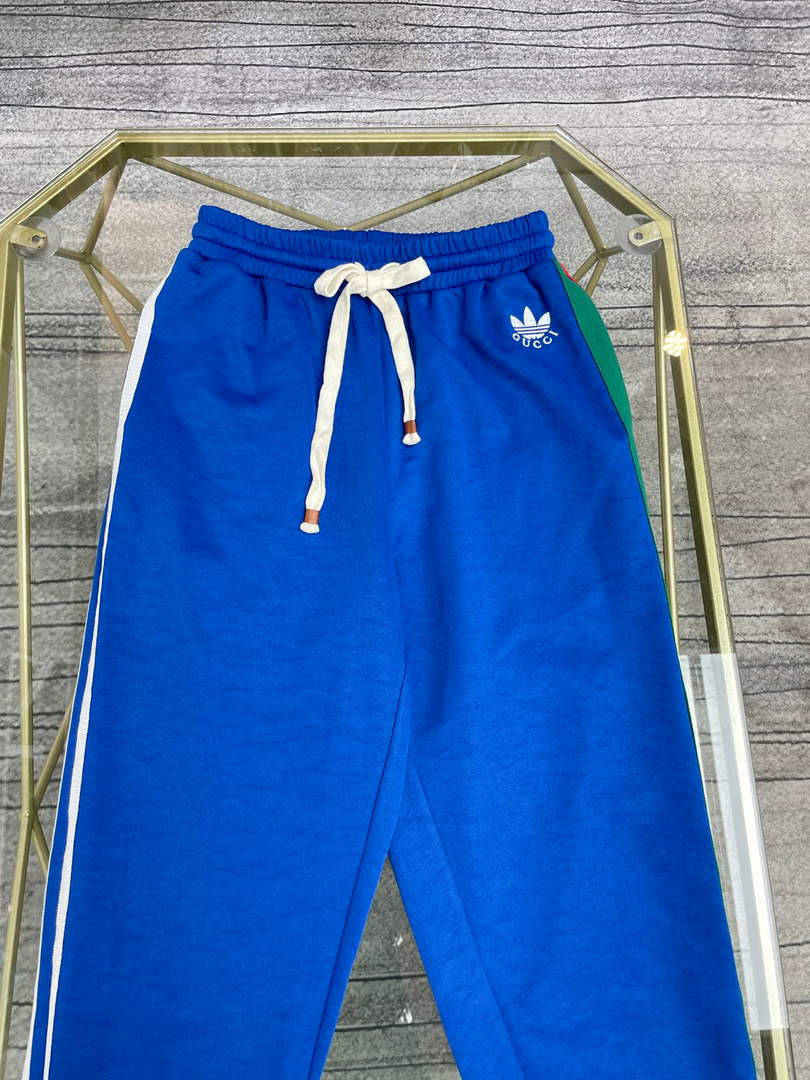 Gucci 697192 adidas x Gucci jogging pants for women