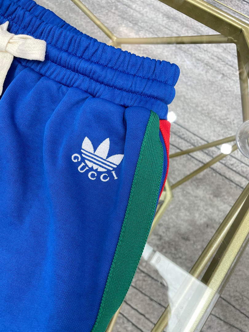 Gucci 697192 adidas x Gucci jogging pants for women