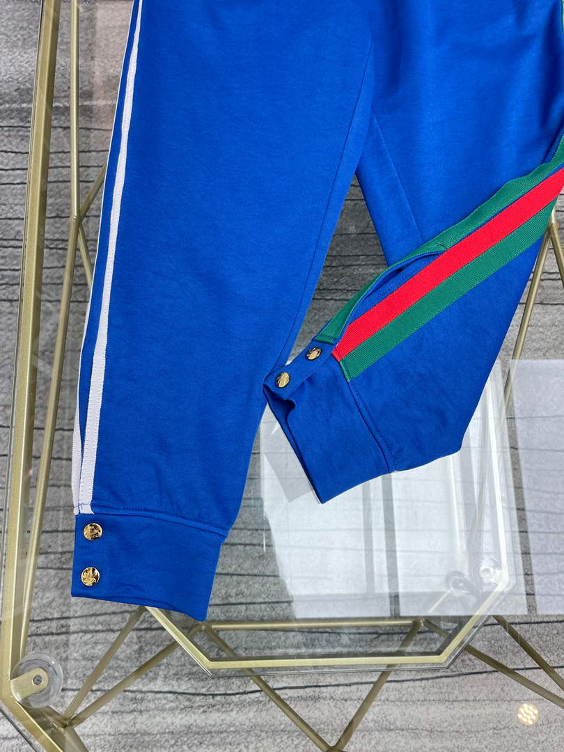 Gucci 697192 adidas x Gucci jogging pants for women
