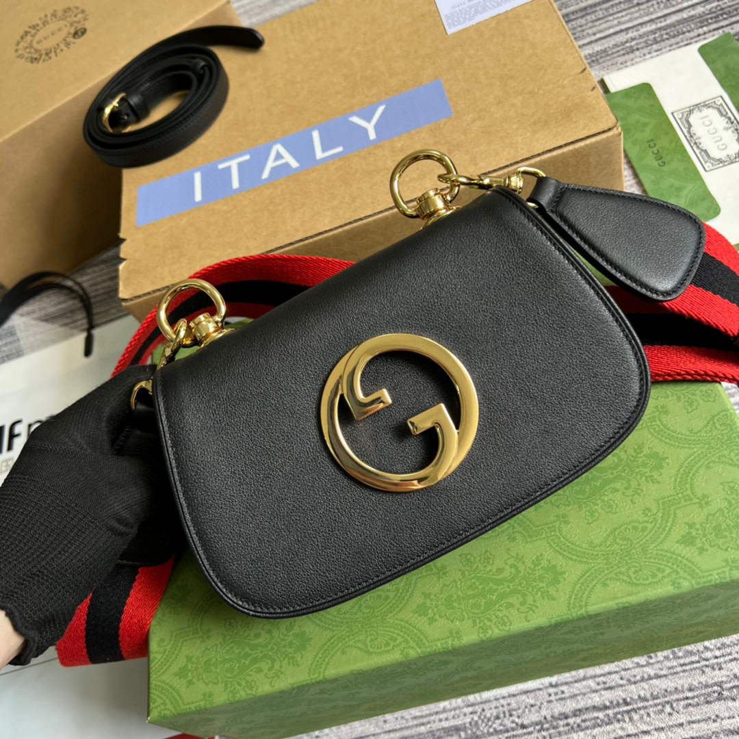 Gucci ?698643 Blondie mini bag in black leather