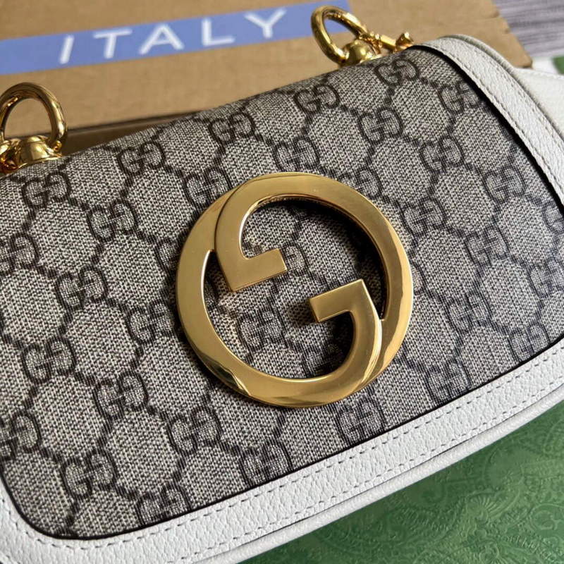 Gucci 698643 Gucci Blondie mini bag White