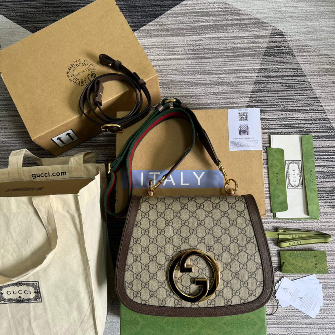 Gucci 699210 Medium Shoulder Bag With Round Interlocking G