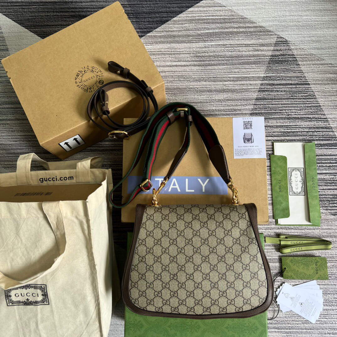 Gucci 699210 Medium Shoulder Bag With Round Interlocking G - Default Title - View 2