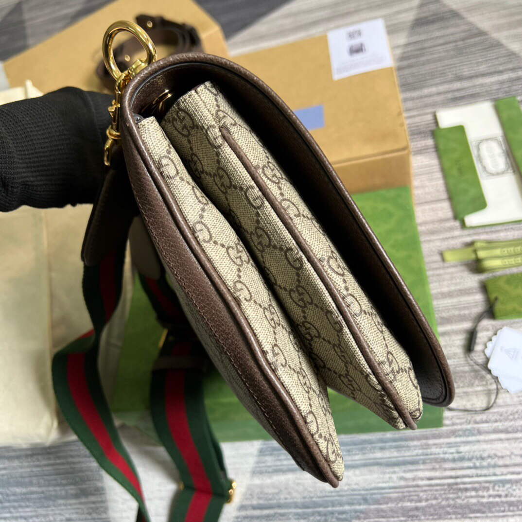 Gucci 699210 Medium Shoulder Bag With Round Interlocking G - Default Title - View 3