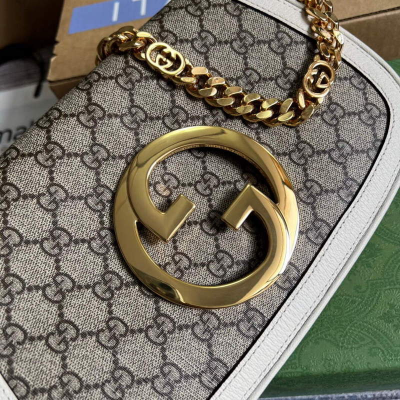 Gucci 699268 Gucci Blondie shoulder bag GG Supreme canvas White