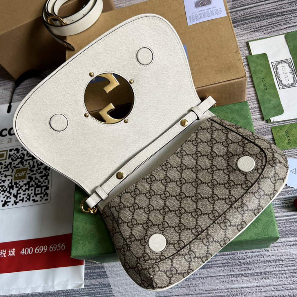 Gucci 699268 Gucci Blondie shoulder bag GG Supreme canvas White