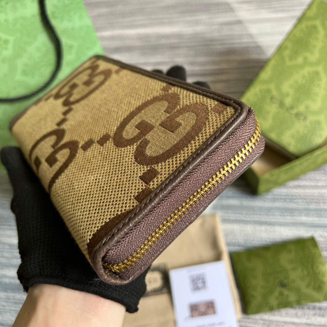 Gucci 699316 Gucci Diana jumbo GG wallet Brown