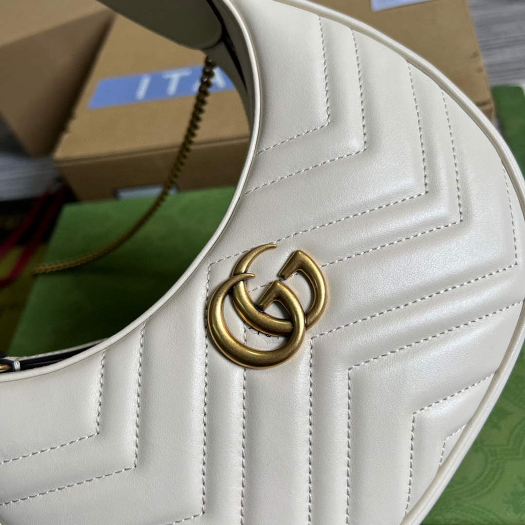 Gucci 699514 GG Marmont half-moon-shaped mini bag White