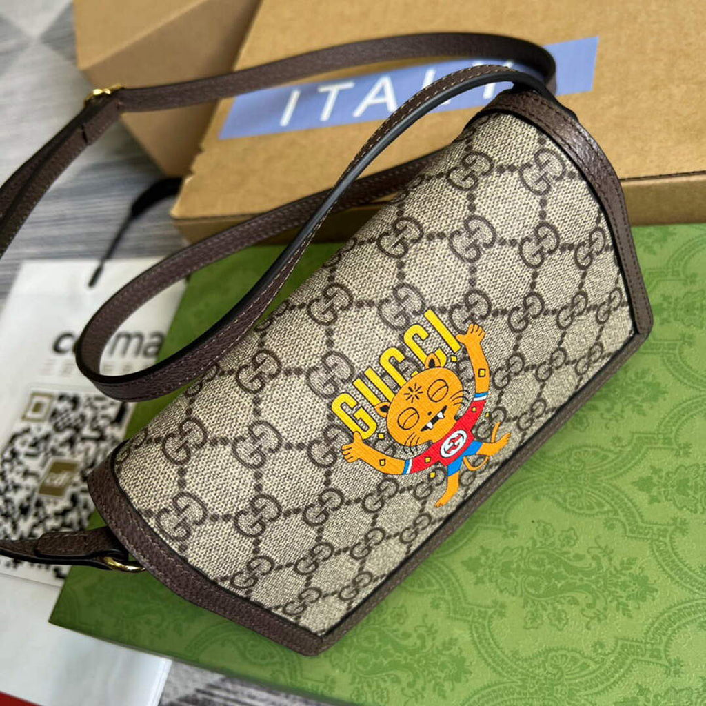 Gucci 700733 Gucci Cat print mini bag