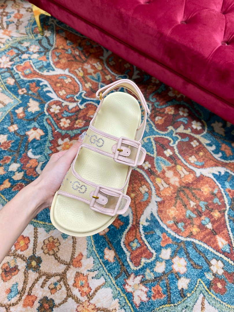 Gucci 701158 Women's GG Sandal With Crystals G38254
