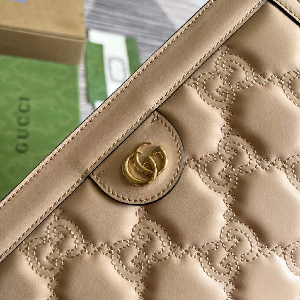Gucci 702200 GG matelass¨¦ leather shoulder bag Beige