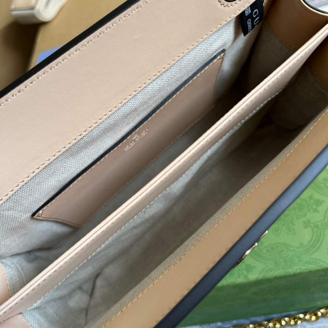 Gucci 702200 GG matelass¨¦ leather shoulder bag Beige
