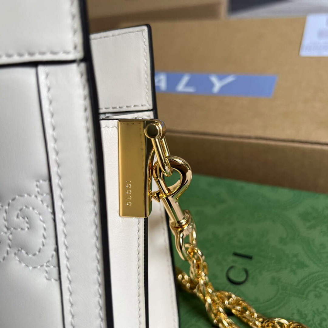 Gucci 702200 GG matelass¨¦ leather shoulder bag White