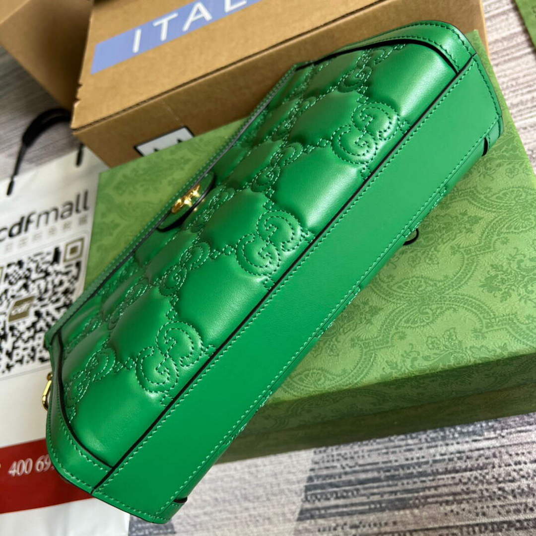 Gucci 702200 GG matelass¨¦ leather shoulder bag Green