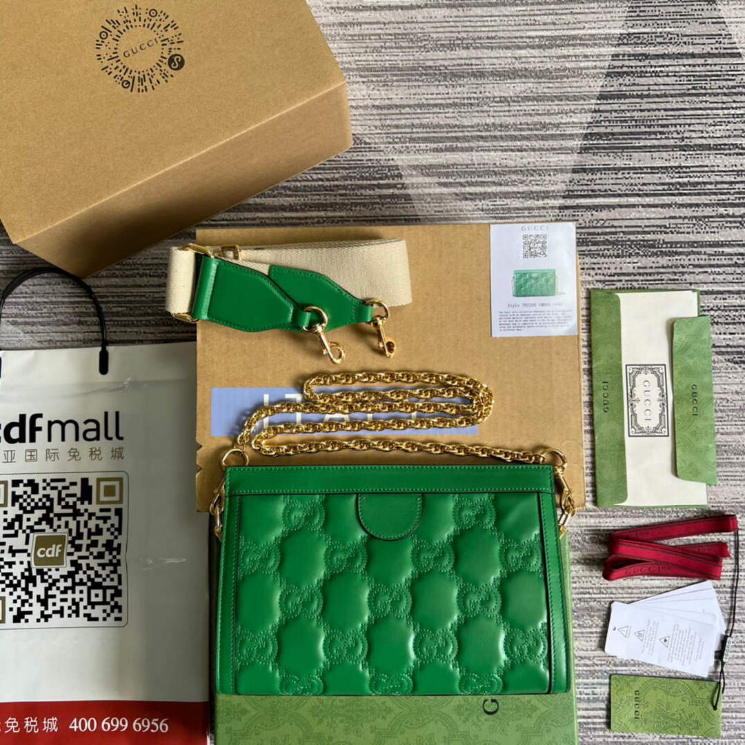 Gucci 702200 GG matelass¨¦ leather shoulder bag Bright green