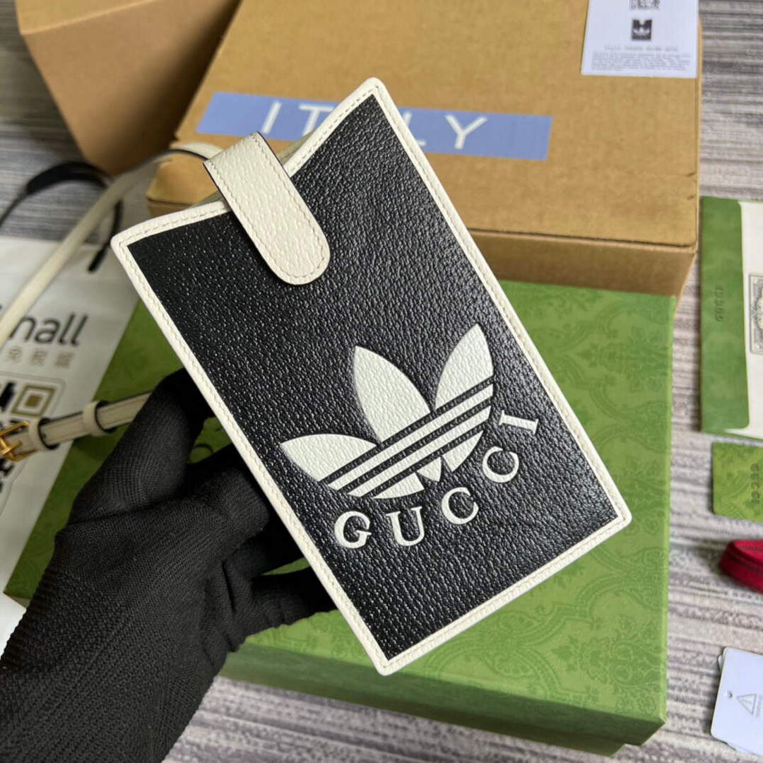 Gucci 702203 Adidas x Gucci phone case Black